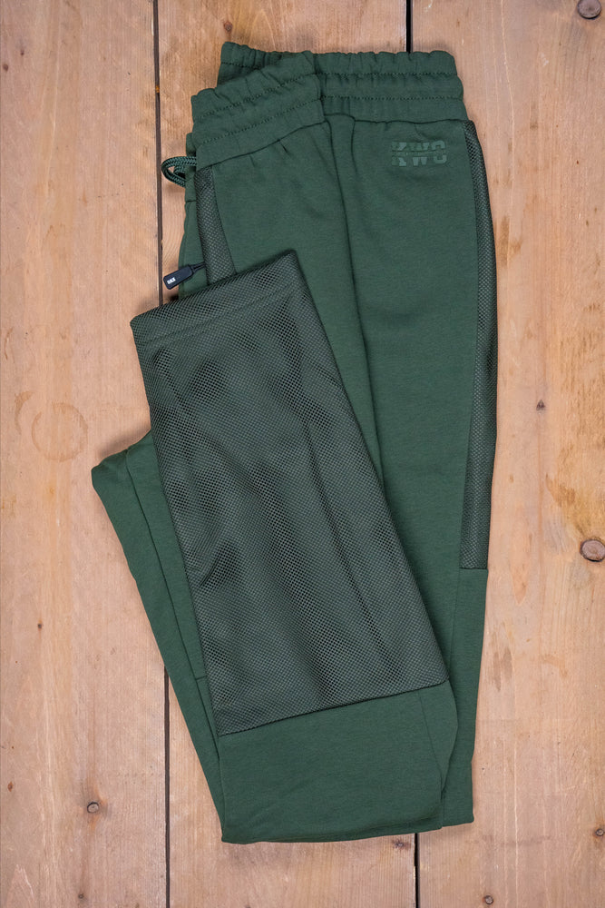 
                  
                    CarpTech Suit
                  
                