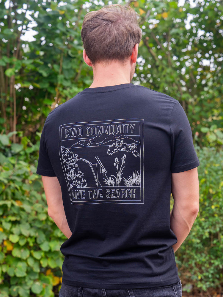 
                  
                    Carpscape T-Shirt - Black
                  
                